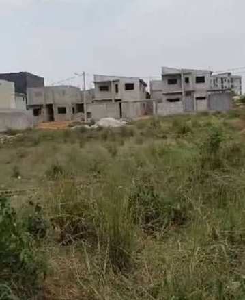 TERRAIN 400 M2 AVEC ACD À BINGERVILLE