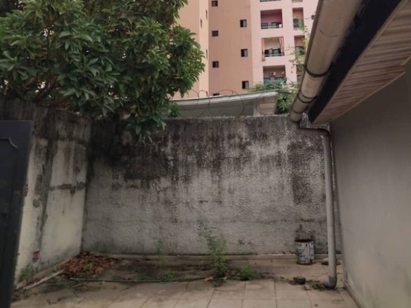 Recherche de partenariat pour construction d’immeuble à Zone 4