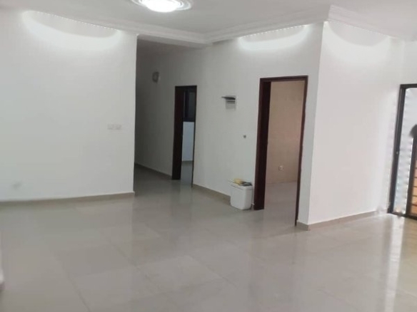 Location appartement 4 pièces à louer à Cocody-angré 8ème tranche