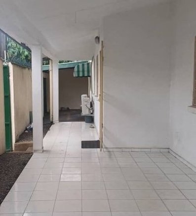Location villa duplex 7 pièces à Cocody-angré