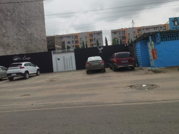 Terrain semi-commercial 782m² -Cocody-Angré 8ème tranche