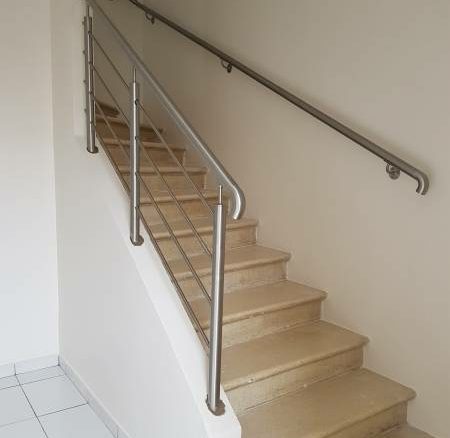 RAMPES D’ESCALIER INOX
