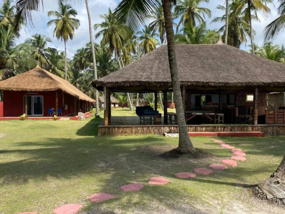 Très bon business à Assinie au bord de la mer