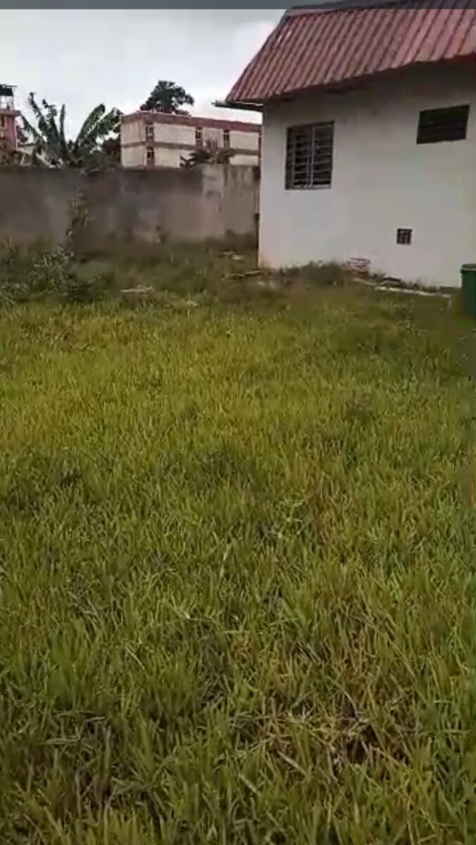 En vente zone 4 un terrain de 651m2 avec ACD non loin de la Rue Paul Langevin