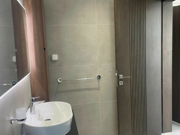 A LOUER UN BEL APPART F3 A MARCORY ZONE4 AVEC PISCINE ET SALLE DE SPORT