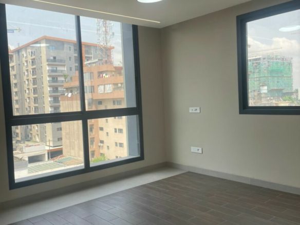 A LOUER UN BEL APPART F3 A MARCORY ZONE4 AVEC PISCINE ET SALLE DE SPORT