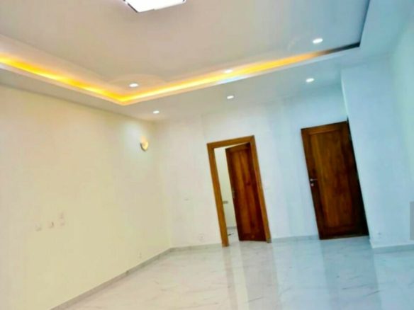 Une somptueuse villa duplex de 6 pièces à Cocody Riviéra Faya