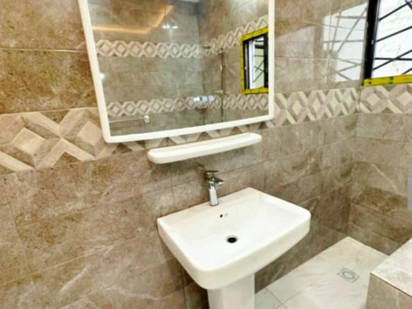 Une somptueuse villa duplex de 6 pièces à Cocody Riviéra Faya