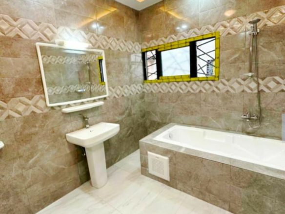 Une somptueuse villa duplex de 6 pièces à Cocody Riviéra Faya