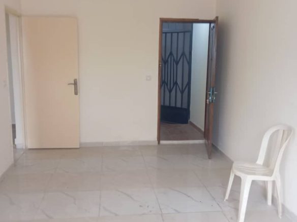 Vente d’un appart de 2 pièces logé au 1er étage en bordure du boulevard latrille