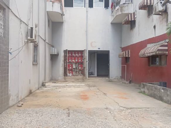 Vente d’un appart de 2 pièces logé au 1er étage en bordure du boulevard latrille