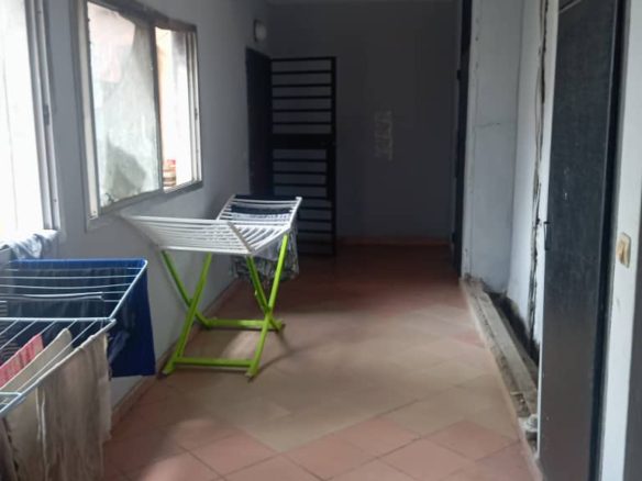 Vente d’un appart de 2 pièces logé au 1er étage en bordure du boulevard latrille