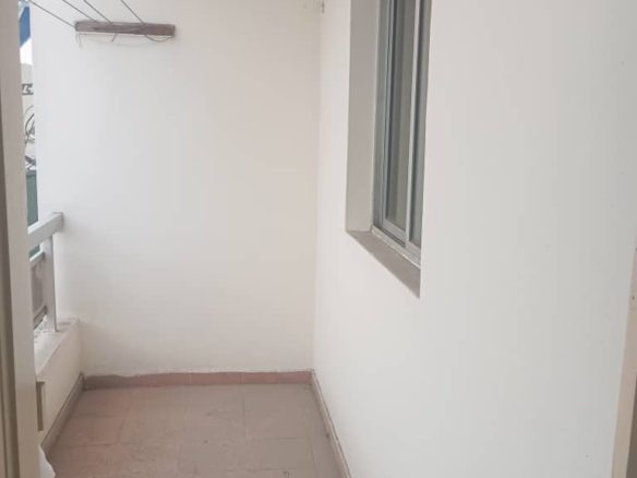 Vente d’un appart de 2 pièces logé au 1er étage en bordure du boulevard latrille