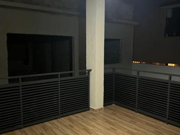 Un très bel appart de 3 pièces logé au 1er étage à la Riviera 3