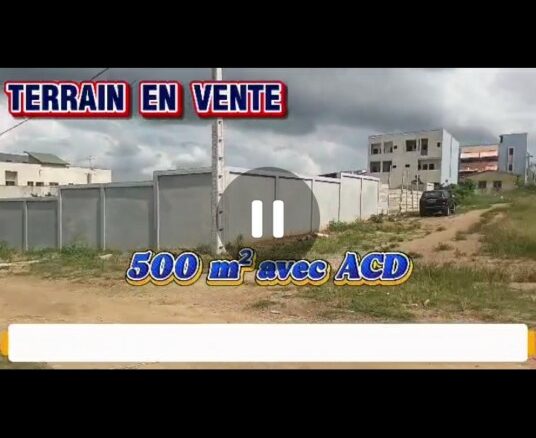 EN VENTE A BINGERVILLE LAURIER 21 500M2 CLÔTURÉ AVEC ACD