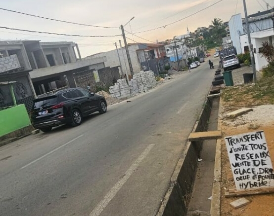 Terrain de 1000m2 à vendre Cocody Riviera Bonoumin à proximité d’Abidjan MALL