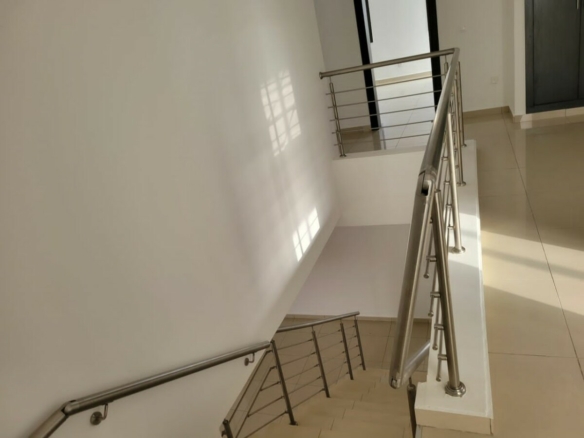 LOCATION MAGNIFIQUE VILLA DUPLEX 7 PIÈCES + 2 DÉPENDANCES ANGRE GESTOCI – Cité ÉQUINOXE