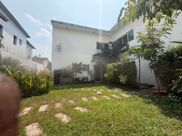 LOCATION, Riviera 04 – Synacassci 2, Une belle duplex de 05 pièces