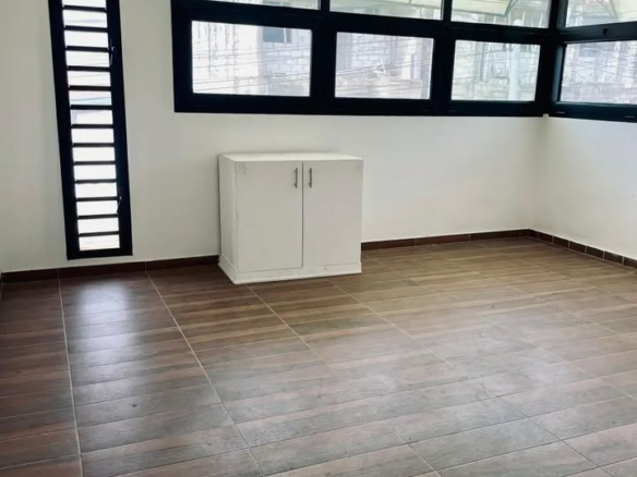 A VENDRE UNE BELLE VILLA DUPLEX 7 PIECES A LA RIVIERA FAYA JULES VERNES SUR 260M2