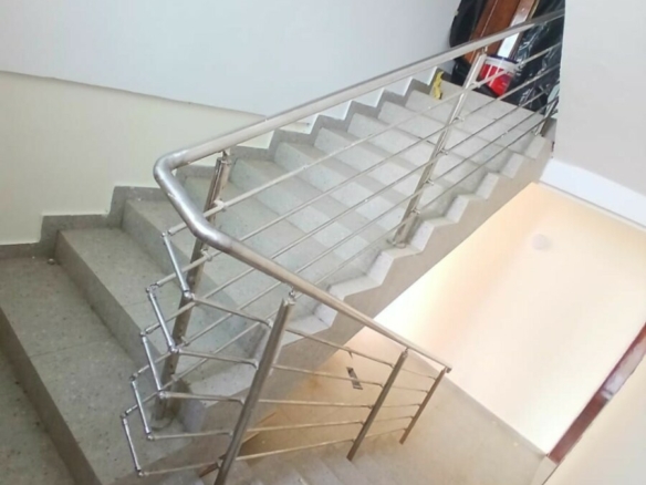 A VENDRE UN IMMEUBLE R+4 A BINGERVILLE ANAN RESIDENTIELLE