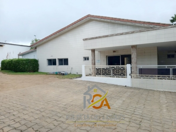 VILLA DUPLEX DE GRAND STANDING 🏠