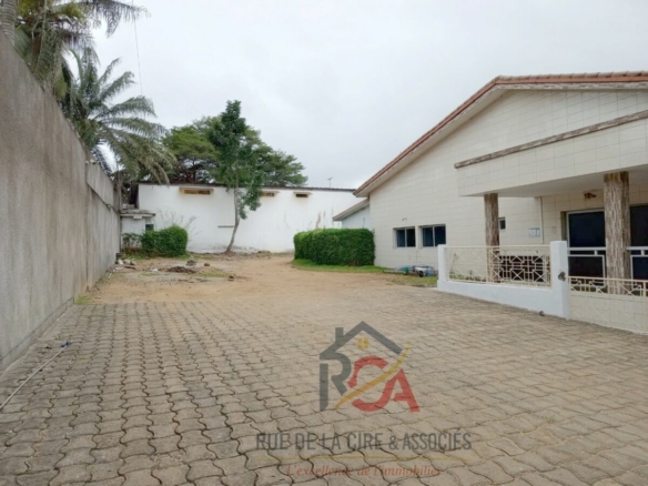 VILLA DUPLEX DE GRAND STANDING 🏠