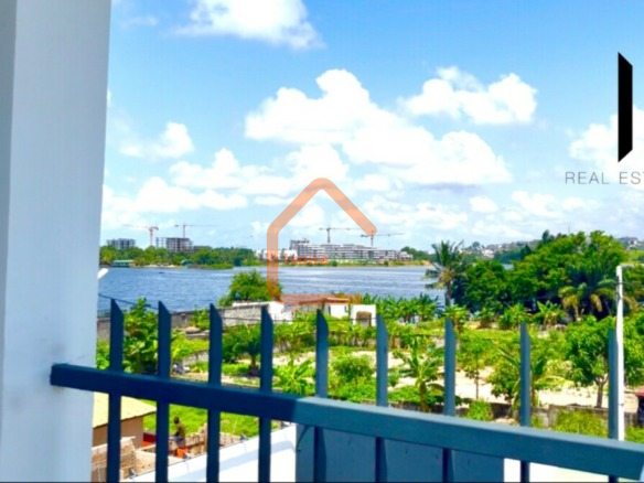 Villas Duplex luxe – Bingerville, Bord de l’eau