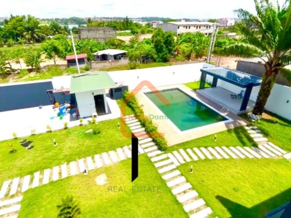 Villas Duplex luxe – Bingerville, Bord de l’eau