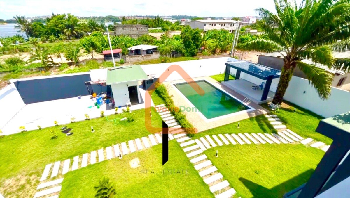 Villas Duplex luxe – Bingerville, Bord de l’eau