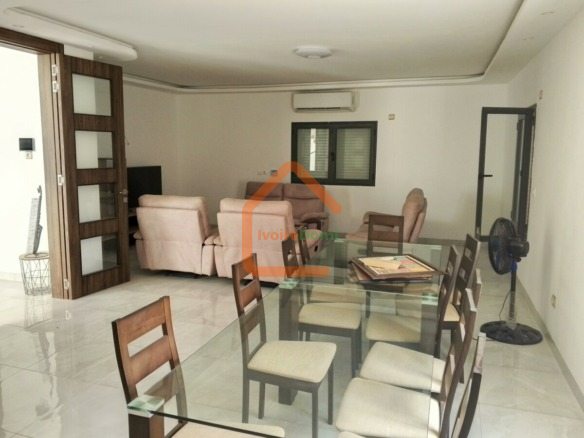 En vente une nouvelle villa F7 avec 2 apparts F2 a la riviera abatta résidentielle