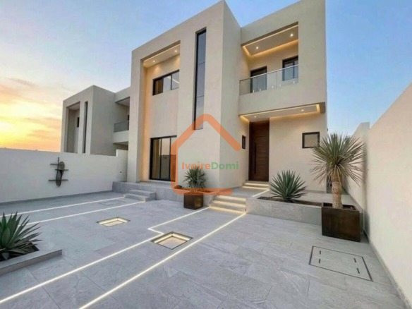 D’une villa duplex de 5 pièces à Bingerville, derrière l’hôpital Mère-Enfant