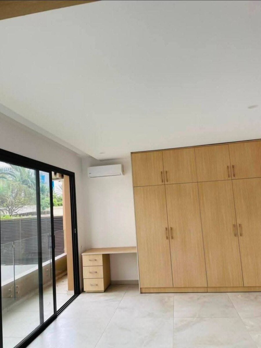 D’une villa duplex de 5 pièces au 2 plateaux vallons dans une cité zone restaurant BMW