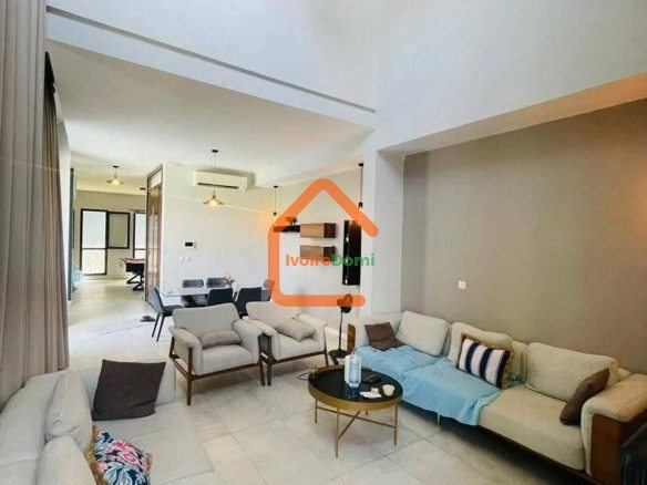 Vente d’une Villa Duplex de 5 pièces à Cocody Riviera palmeraie