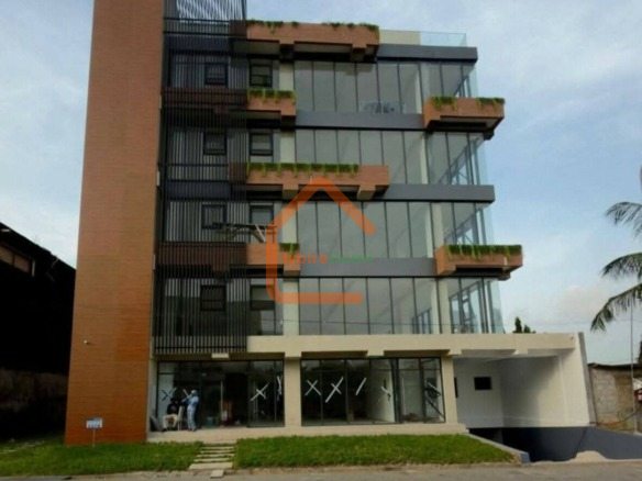 D’un appartement de 3 pièces et d’un Open Space à Cocody Riviera M’Badon