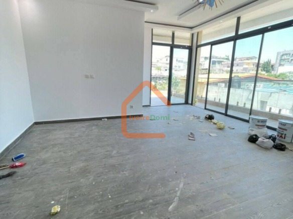 Vente d’une villa triplex de 8 pieces à Cocody Angré 8eme TRANCHE BESSIKOI