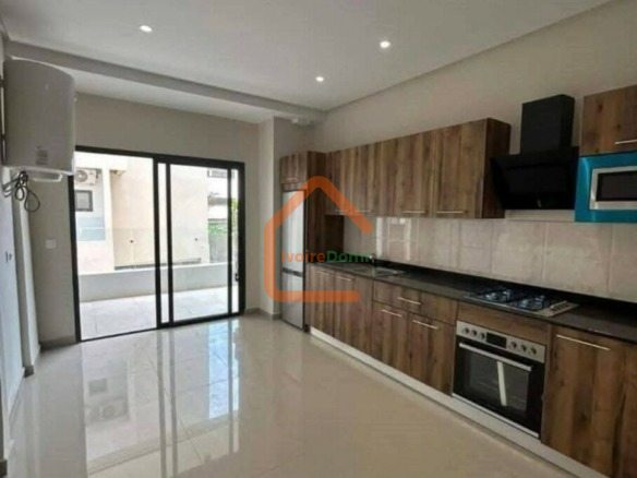 Location d’un appartement de 5 pièces à Cocody Riviera M’Badon