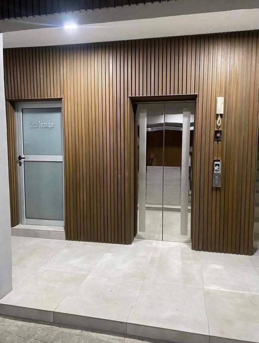 D’un appartement de 5 pièces à Cocody Riviera M’Badon