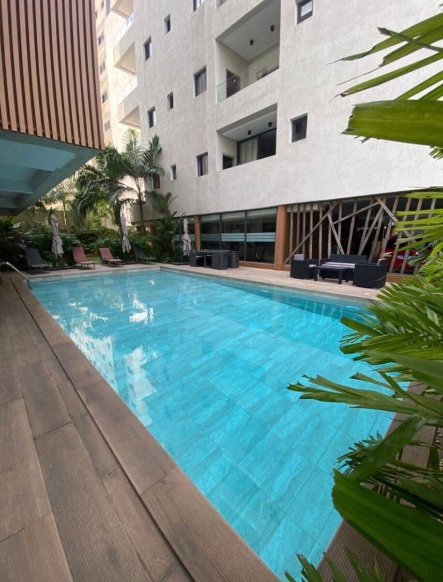 D’un appartement de 5 pièces à Cocody Riviera M’Badon