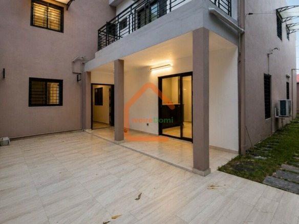 🔥 À LOUER – MAGNIFIQUE DUPLEX 7 PIÈCES AVEC DÉPENDANCE À ANGRÉ GESTOCI (CITÉ VICTORIA) 🔥