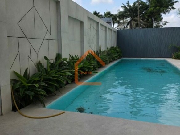 ✨ OPPORTUNITÉ RARE AU PLATEAU – APPARTEMENT 3 PIÈCES EN ÉTAGE ÉLEVÉ ✨