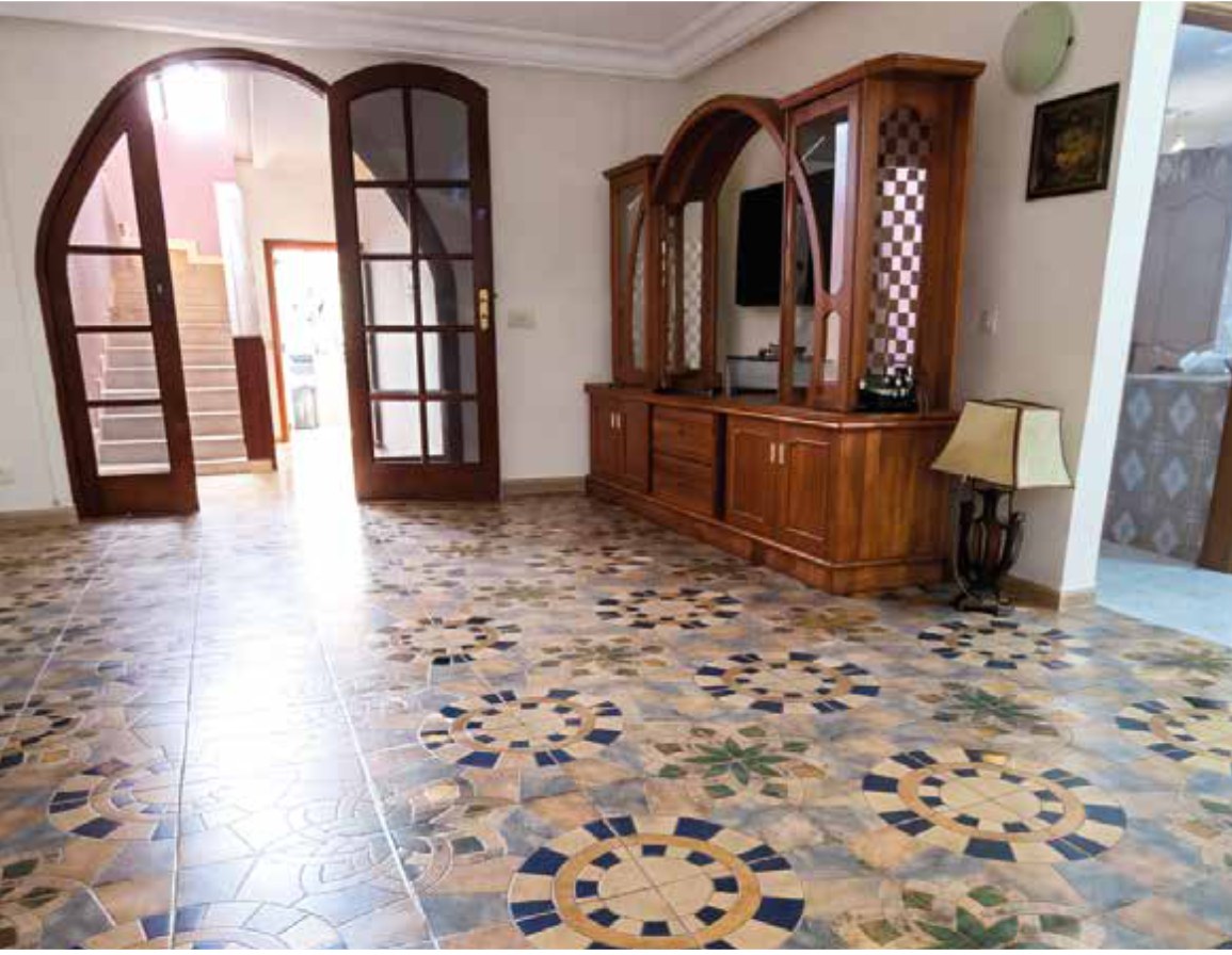 Villa à louer de 9 pièces cocody bonoumin