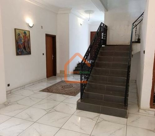 BELLE VILLA À VENDRE – RIVIERA M’BADON