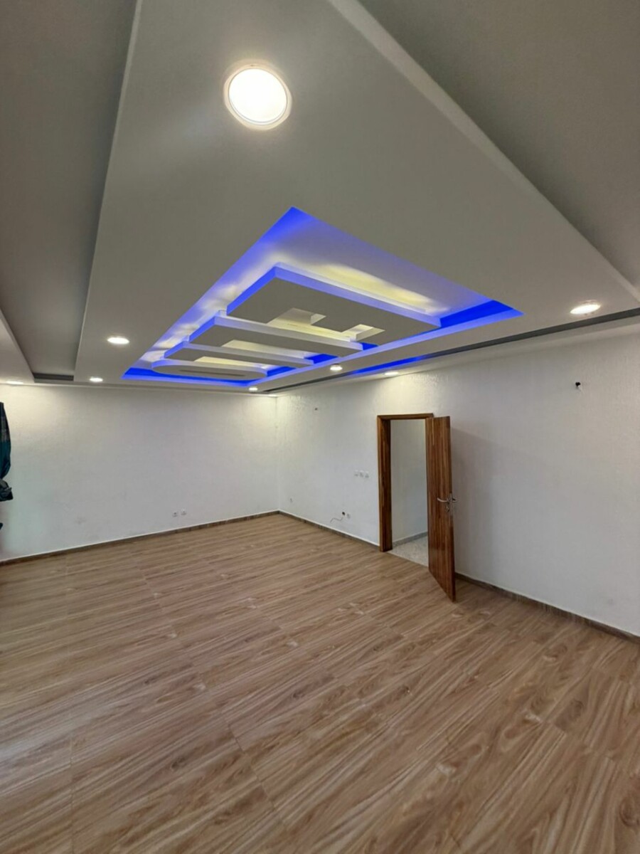 Villa triplex moderne à Cocody Djorobité 1 – Cité N’Goran
