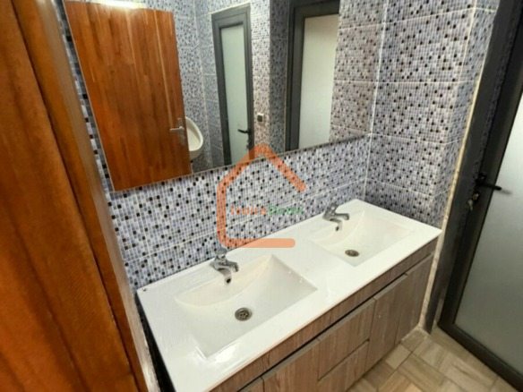 Villa triplex moderne à Cocody Djorobité 1 – Cité N’Goran