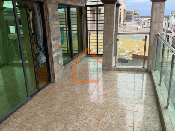 Villa triplex moderne à Cocody Djorobité 1 – Cité N’Goran