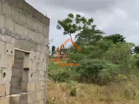 1 lot de 960m², approuvé situé à bonoua château chinois