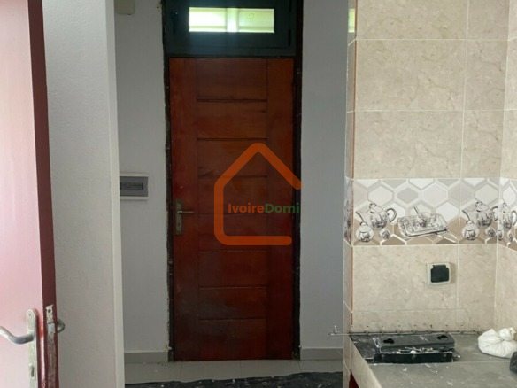 BINGERVILLE : APPARTEMENT 3 PIÈCES À LOUER