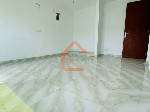 VILLA 4 PIÈCES À VENDRE – NOUVEAU CHU ANGRÉ