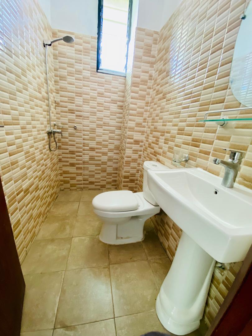 VILLA 4 PIÈCES À VENDRE – NOUVEAU CHU ANGRÉ