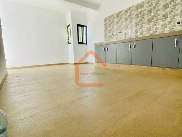 VILLA 4 PIÈCES À VENDRE – NOUVEAU CHU ANGRÉ